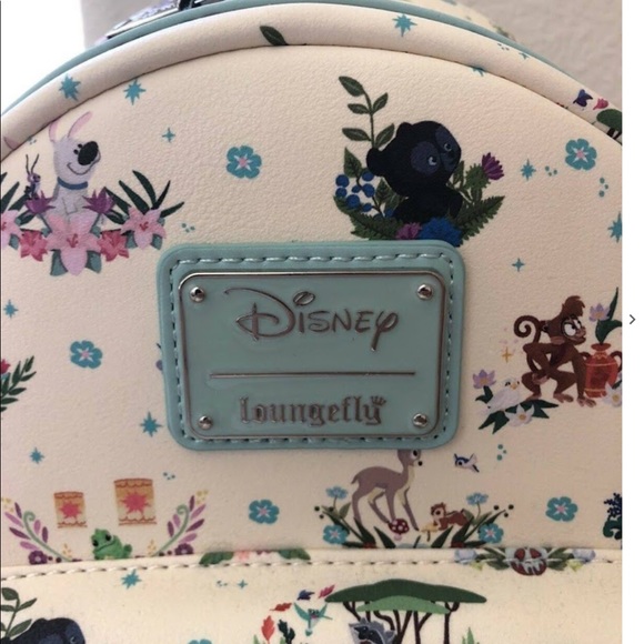 NWT loungefly Disney princess companion floral backpack - Picture 3 of 9